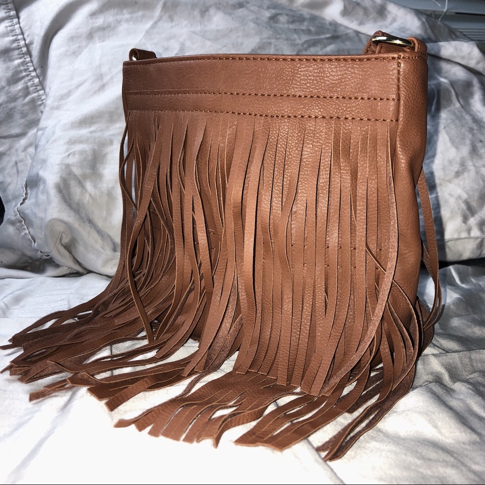 BROWN LEATHER FRINGE BAG